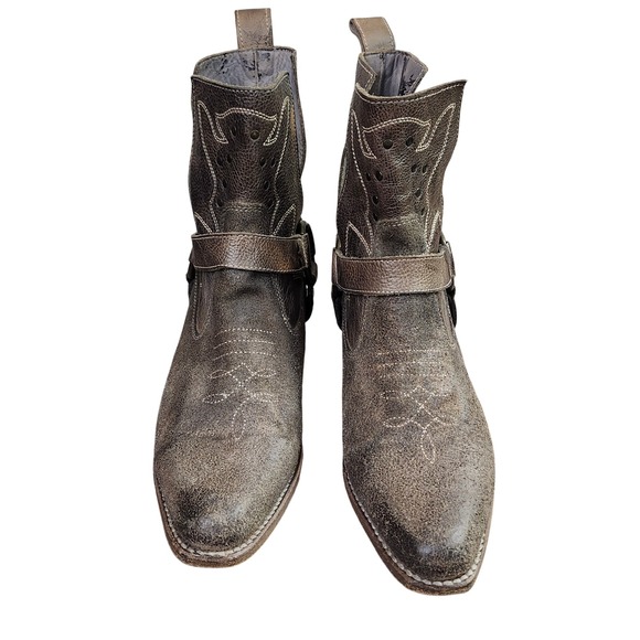Bedstu Canada Western distressed leather v-cut ankle harness women's boots Sz 8 - Picture 2 of 13